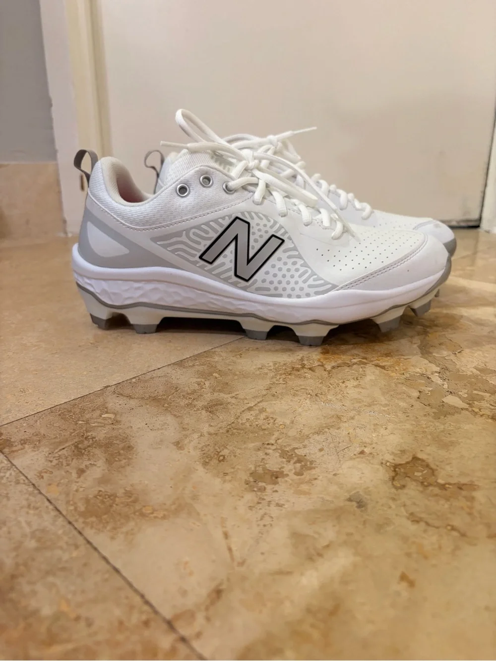 New Balance softball Cleats